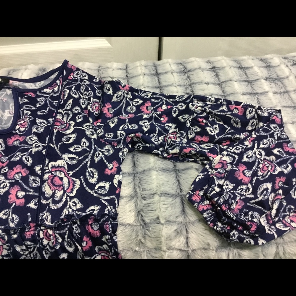 Floral Bohemian Long Sleeve Dress - Picture 12 of 13